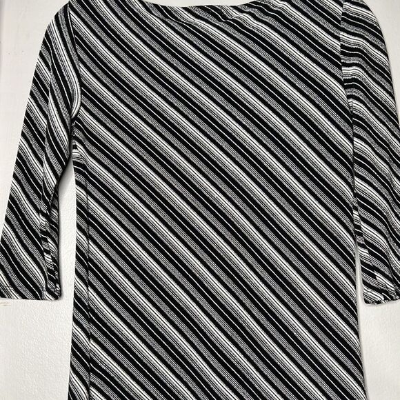 BCBG Paris, vertical striped silver sparkle, 3/4 sleeve, blouse, size medium - Picture 11 of 11